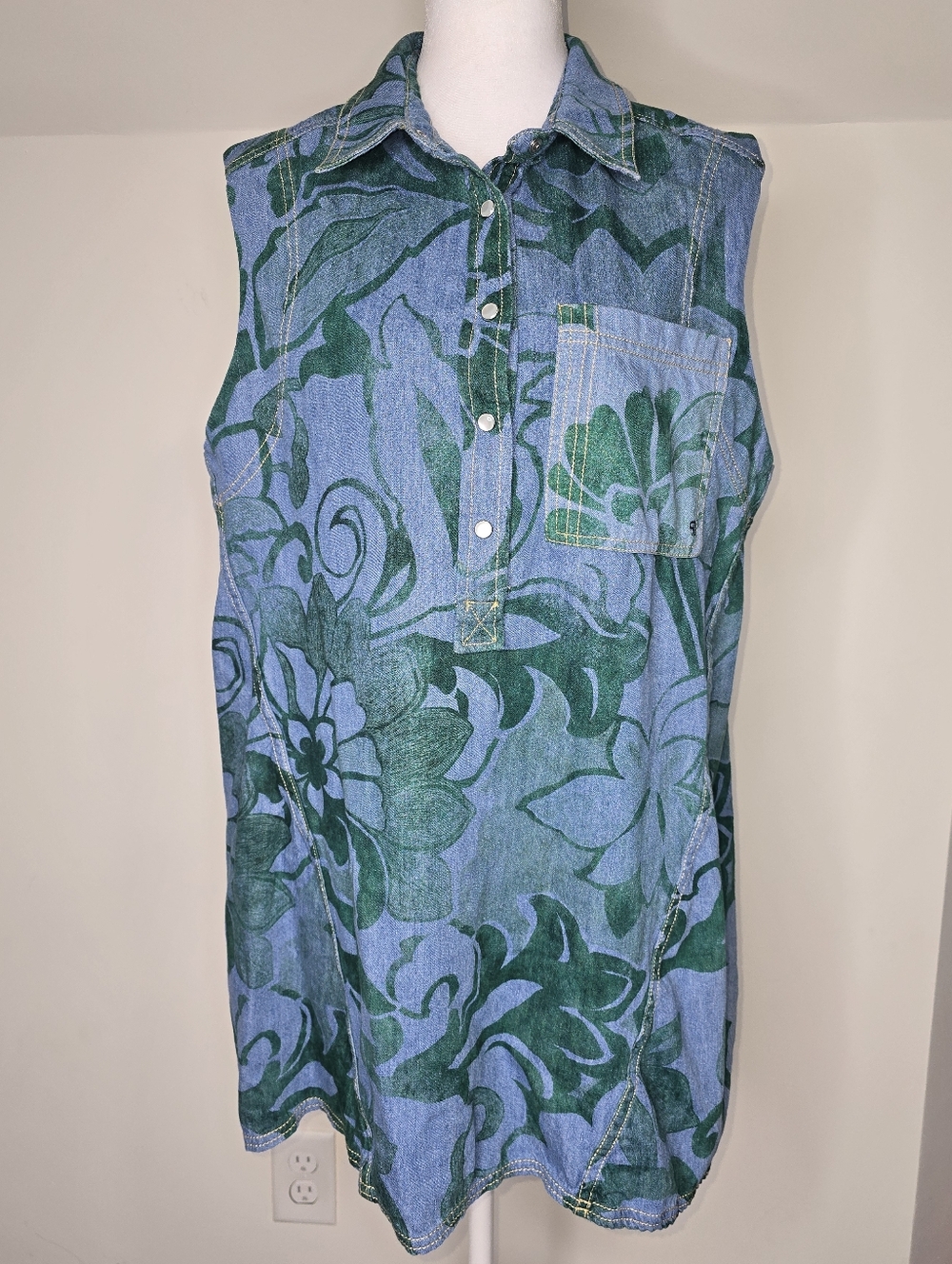 Anthropologie Pilcro Denim Shift Dress Green Floral Sleeveless Button Front Size - Picture 3 of 13